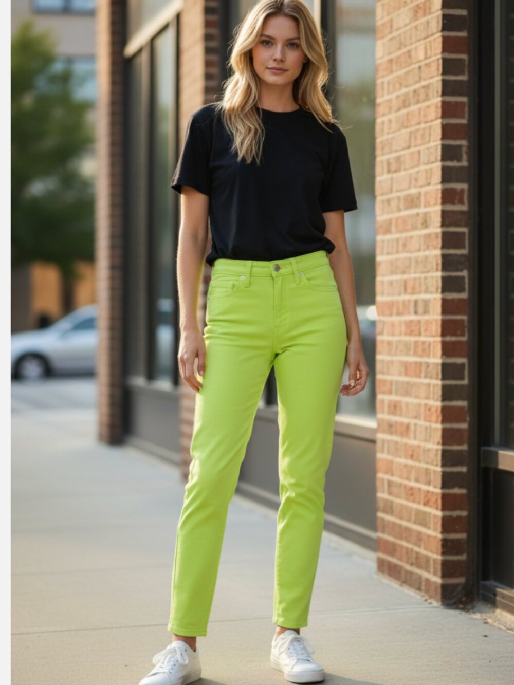 NWT Levi's 80s Mom Women's Jeans In Color Green Stonewash 25X30